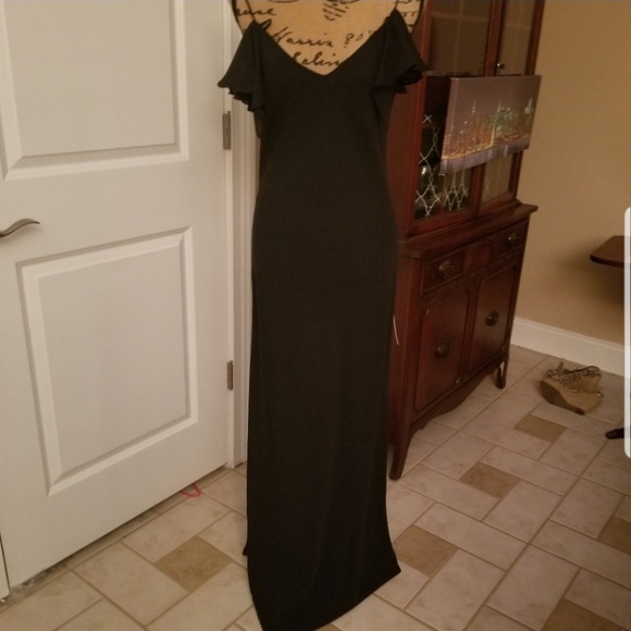NWT GORGEOUS CHELSEA NIGHTS EVENING GOWN - Picture 1 of 4